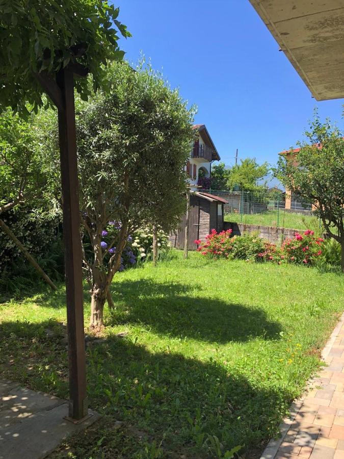 The Children Smile- With Private Garden Apartment Colico Exterior foto